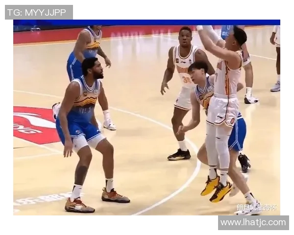 新疆男篮与山西男篮激战正酣谁能在这场对决中笑到最后 新疆男篮与山西男篮激战正酣谁能在这场对决中笑到最后