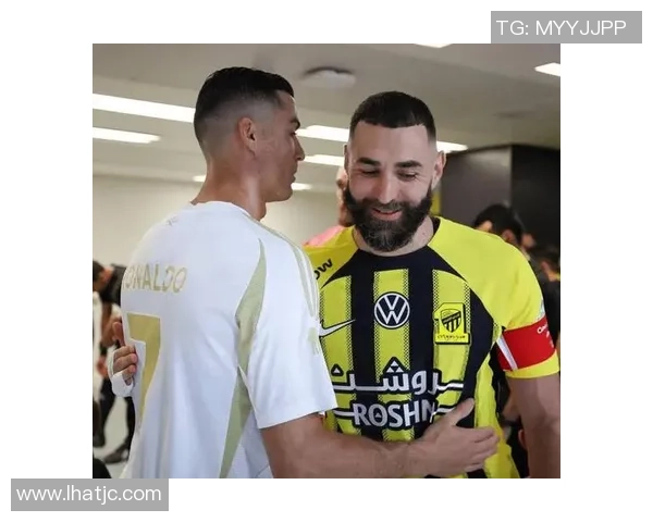 本泽马在新赛季的表现分析及未来发展趋势探讨